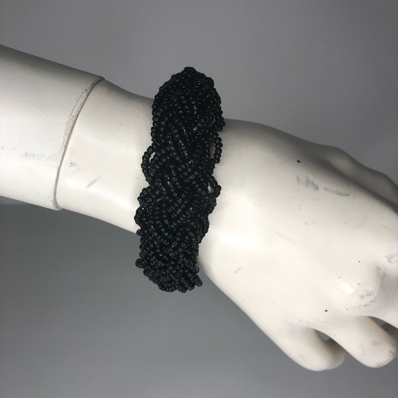Black beaded elastic bracelet - Picture 3 of 12